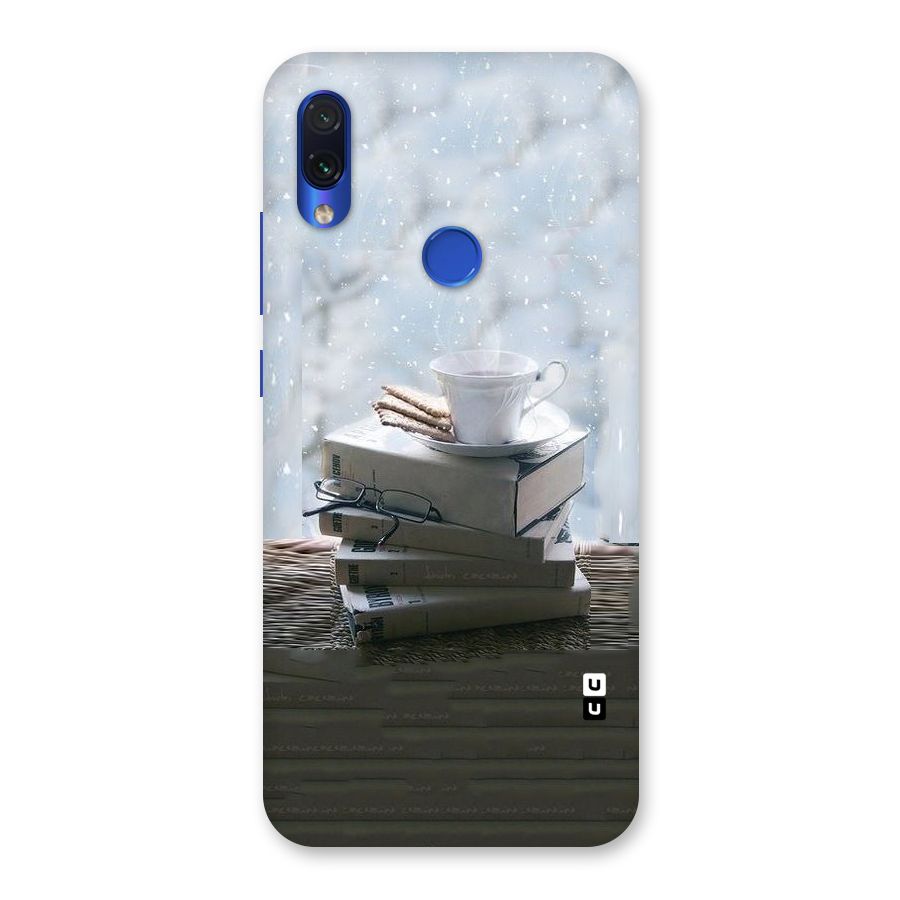 Winter Reads Back Case for Redmi Note 7