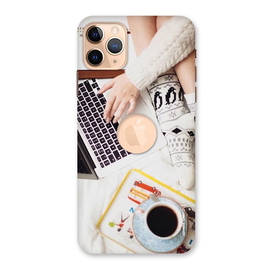 Winter Relaxation Back Case for iPhone 11 Pro Max Logo Cut