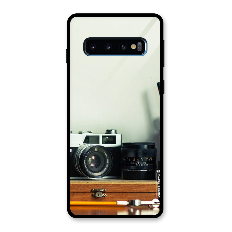 Photographer Desk Glass Back Case for Galaxy S10