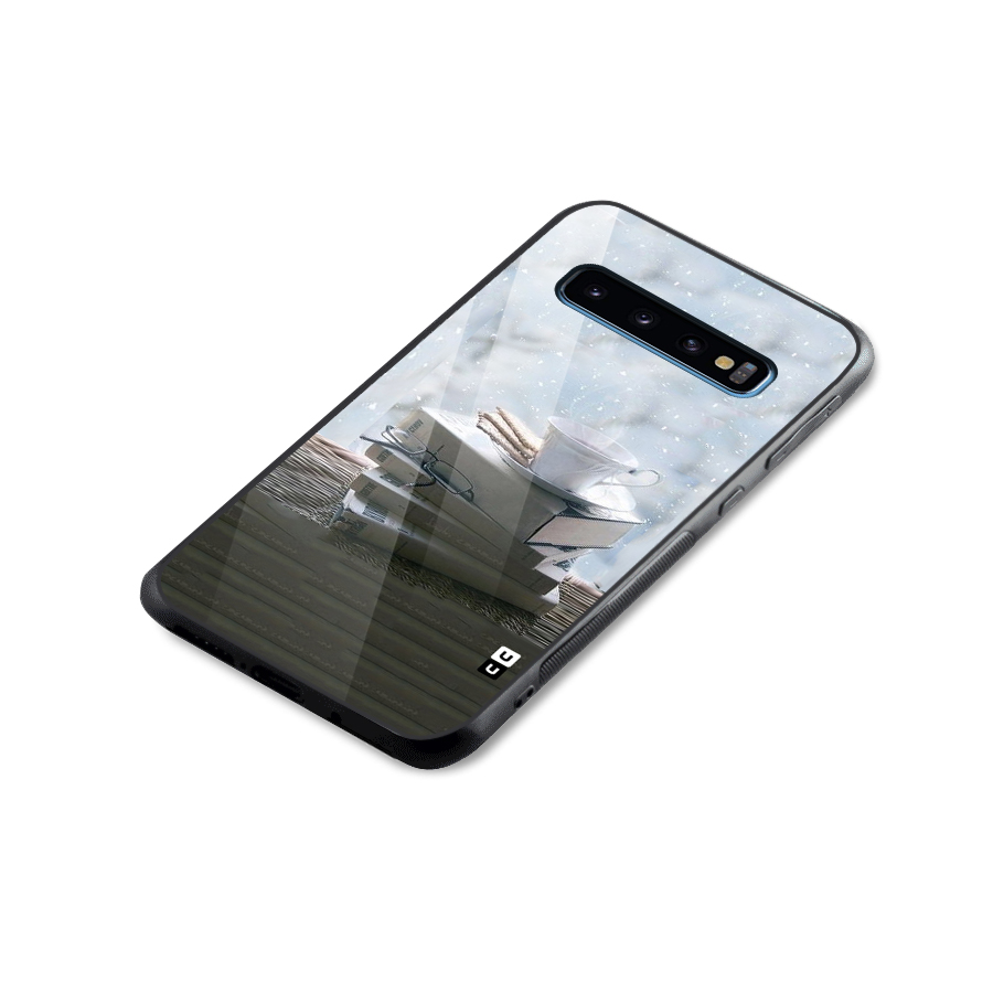 Winter Reads Glass Back Case for Galaxy S10