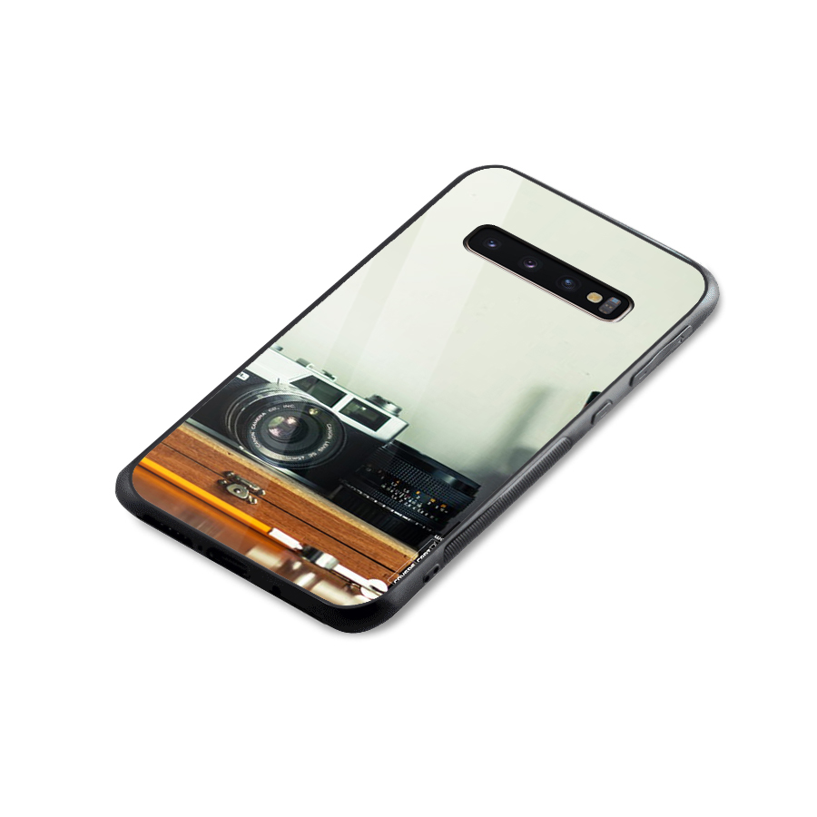 Photographer Desk Glass Back Case for Galaxy S10 Plus