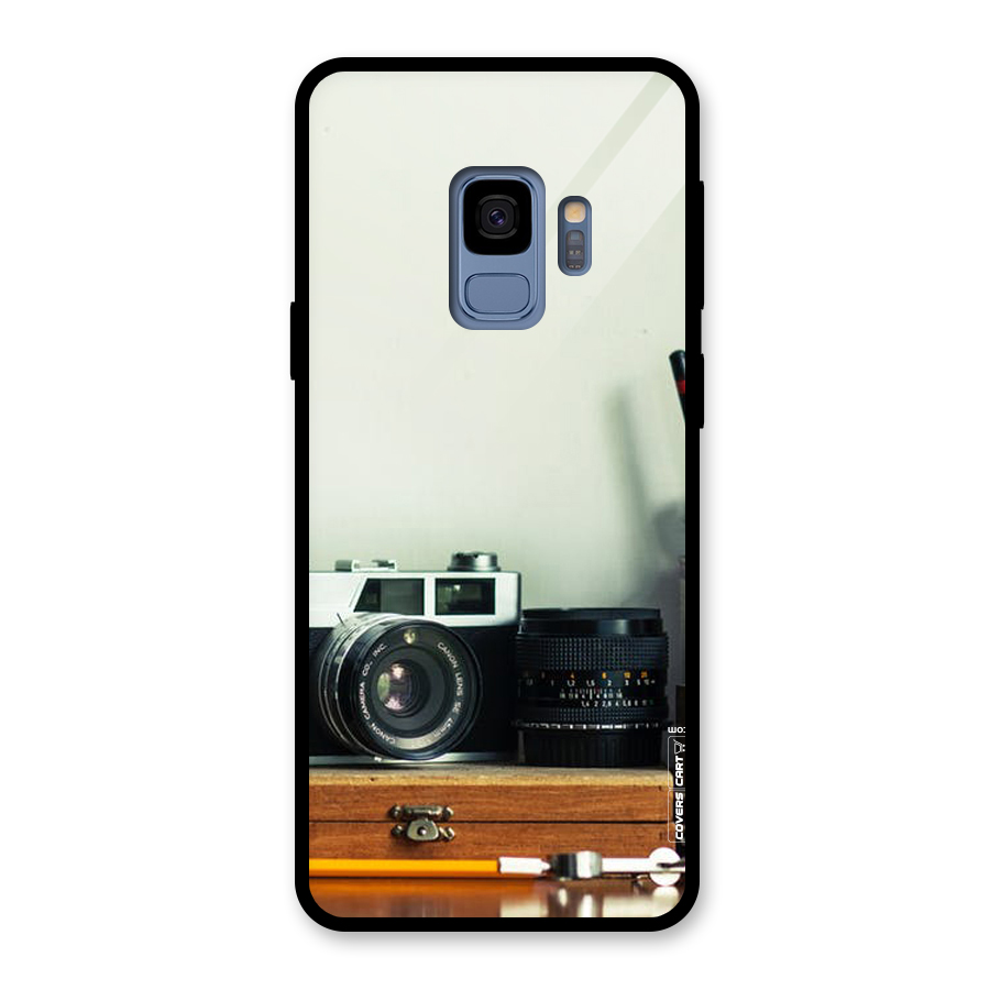 Photographer Desk Glass Back Case for Galaxy S9