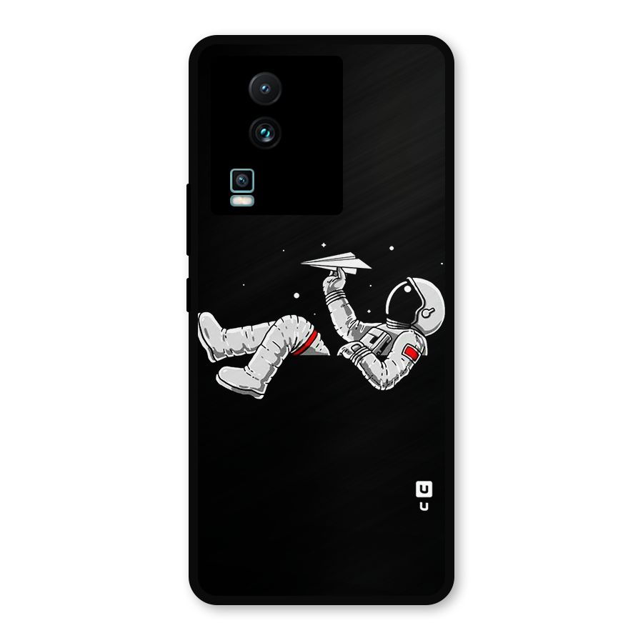 Astronaut Aeroplane Metal Back Case for iQOO Neo 7 Pro