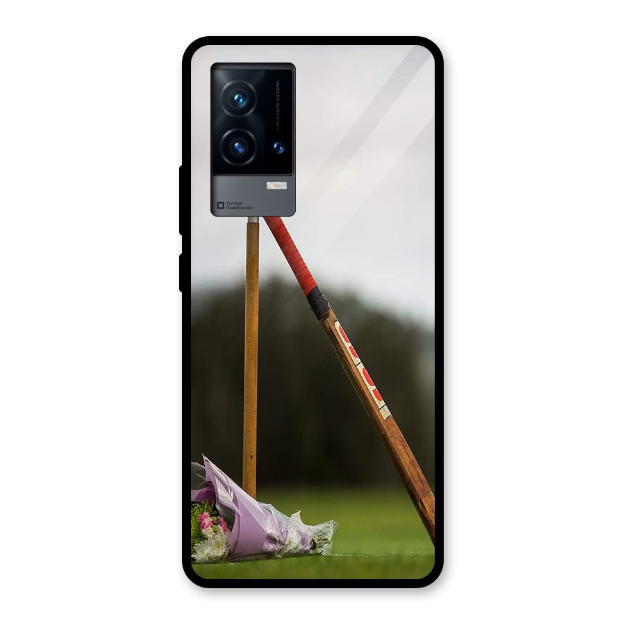 Bat Wicket Glass Back Case for iQOO 9 5G
