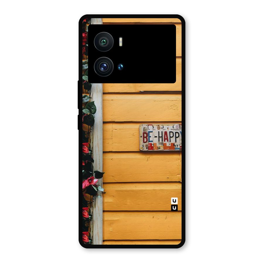 Be Happy Yellow Wall Metal Back Case for iQOO 9 Pro