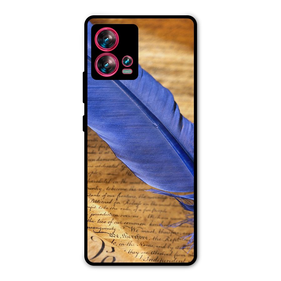 Beautiful Blue Feather Metal Back Case for Motorola Edge 30 Fusion