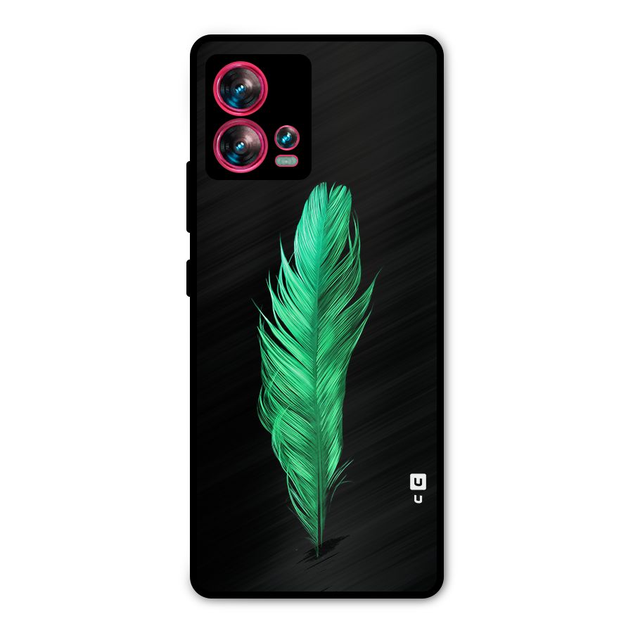 Beautiful Green Feather Metal Back Case for Motorola Edge 30 Fusion