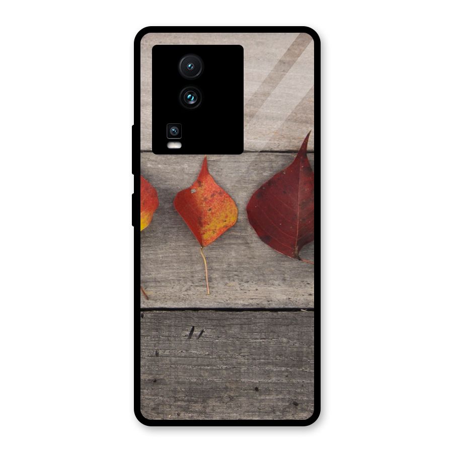 Beautiful Wood Leafs Glass Back Case for Vivo iQOO Neo 7