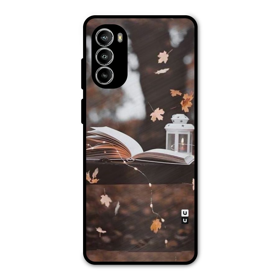 Book and Fall Leaves Metal Back Case for Moto G52