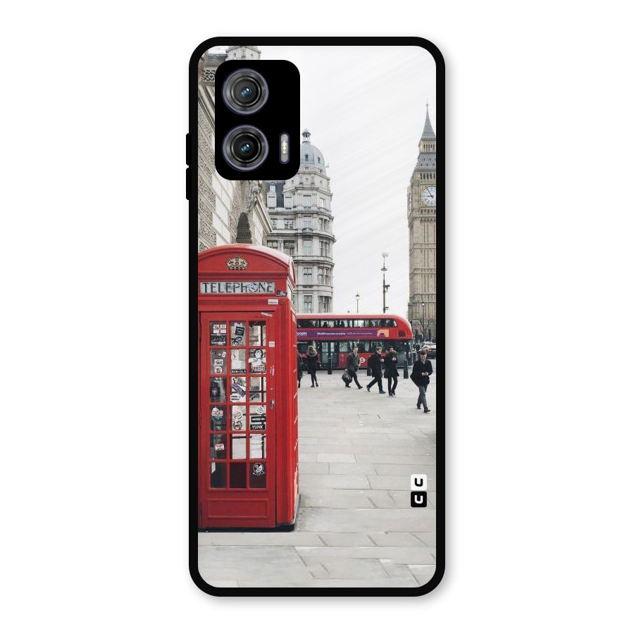 Booth In Red Metal Back Case for Moto G73