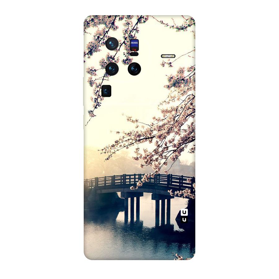 Bridge Blossom Original Polycarbonate Back Case for Vivo X80