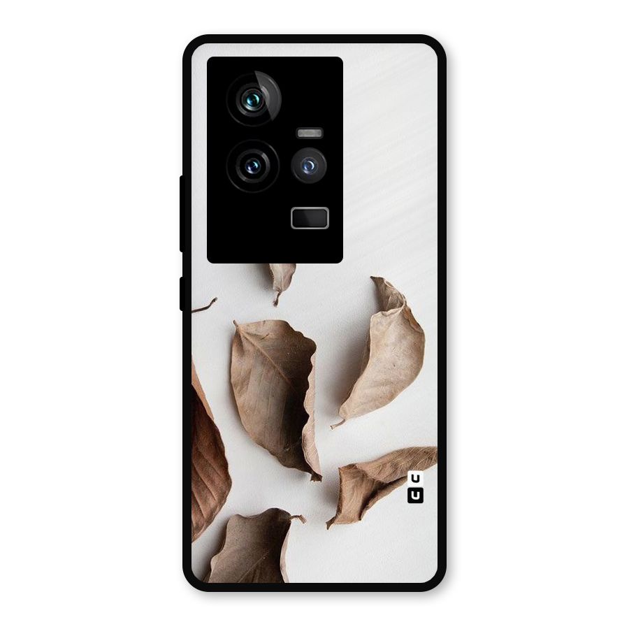 Brown Dusty Leaves Metal Back Case for iQOO 11 5G