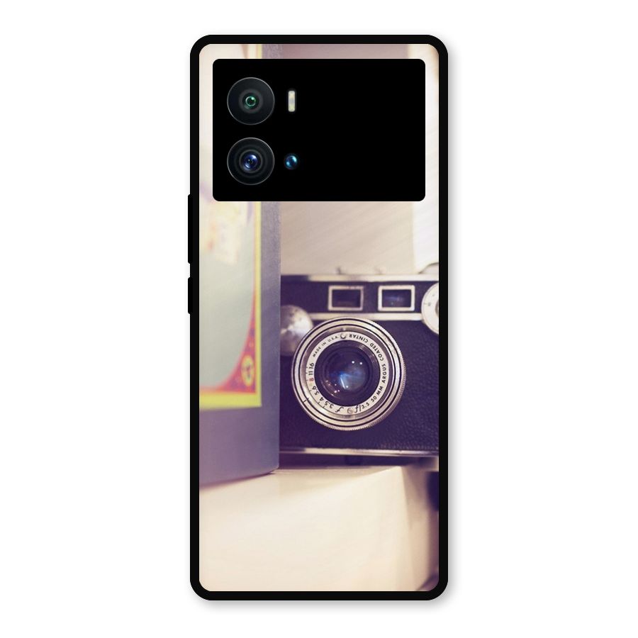 Camera Vintage Pastel Metal Back Case for iQOO 9 Pro