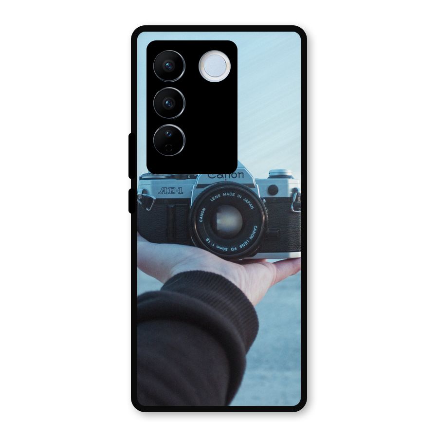 Camera in Hand Metal Back Case for Vivo V27