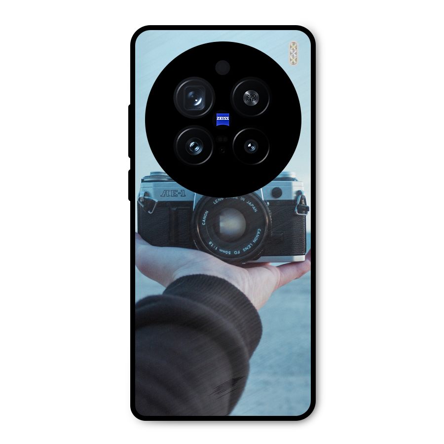 Camera in Hand Metal Back Case for Vivo X200 Pro