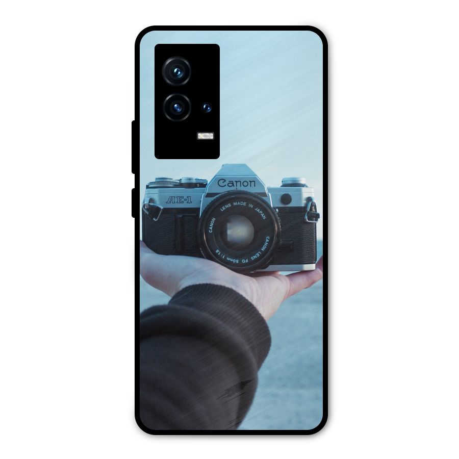 Camera in Hand Metal Back Case for iQOO 9 5G