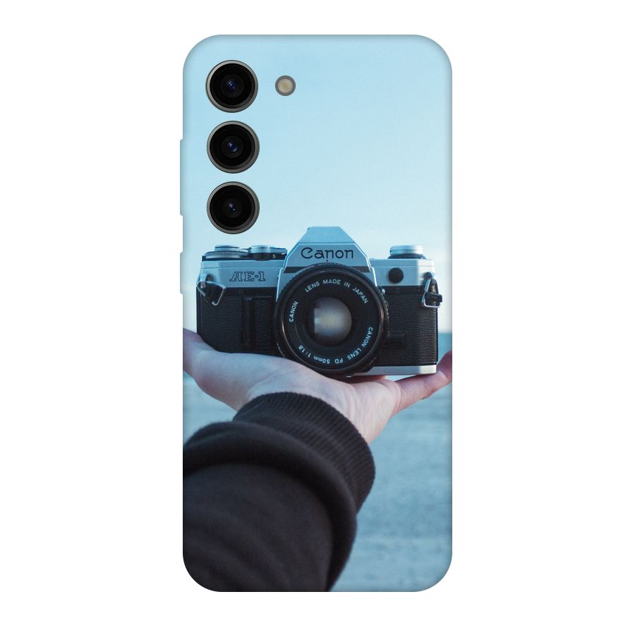 Camera in Hand Original Polycarbonate Back Case for Galaxy S23