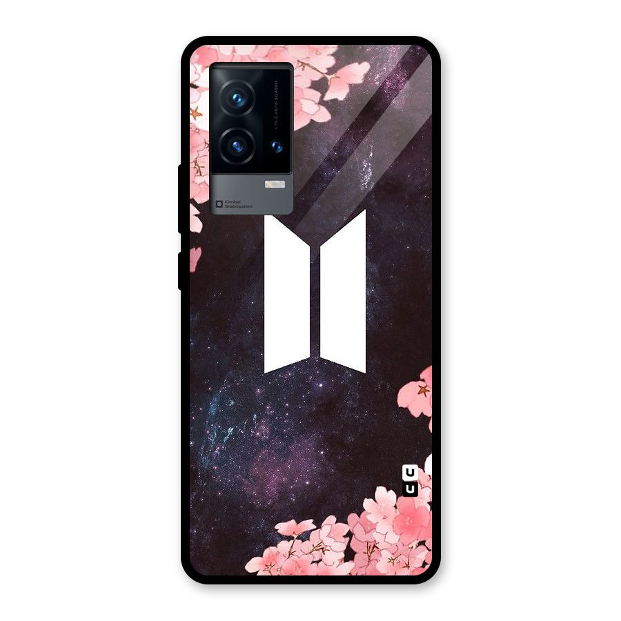 Cherry Blossom Pause Design Glass Back Case for iQOO 9 5G