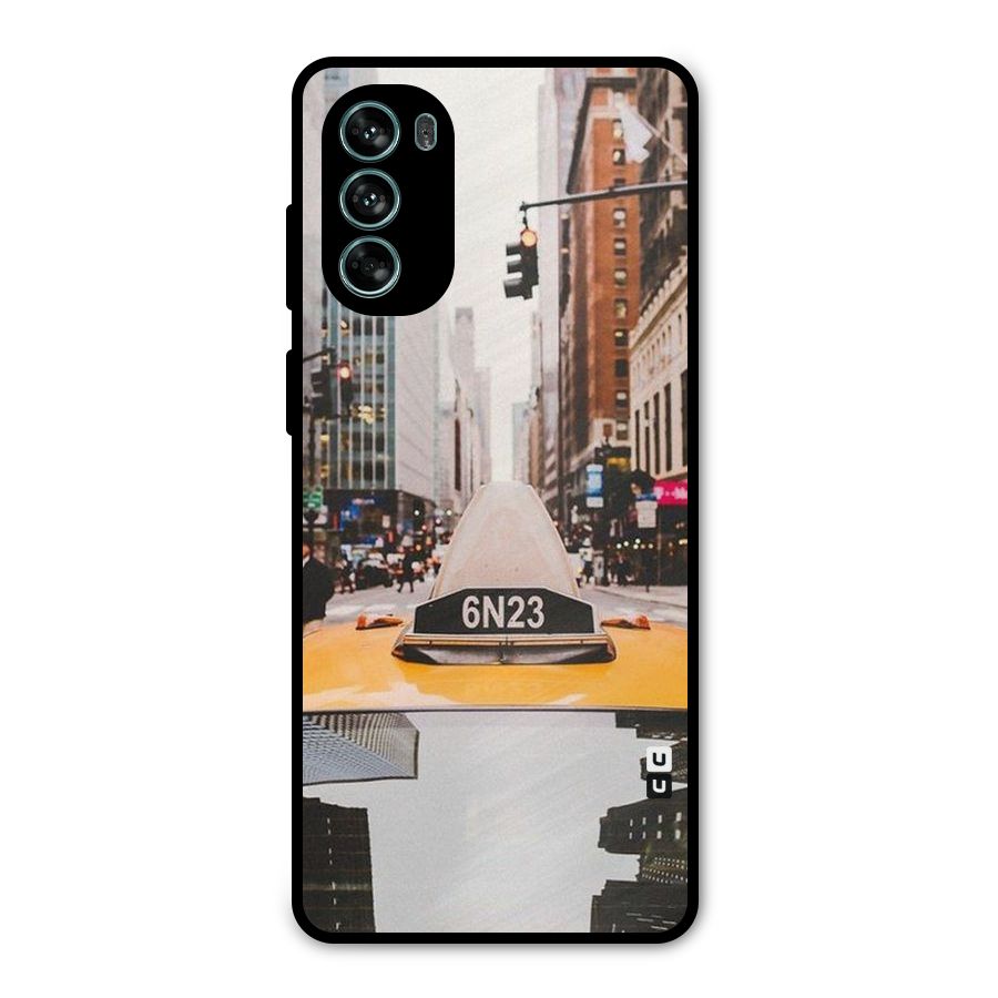 City Taxi Metal Back Case for Moto G62