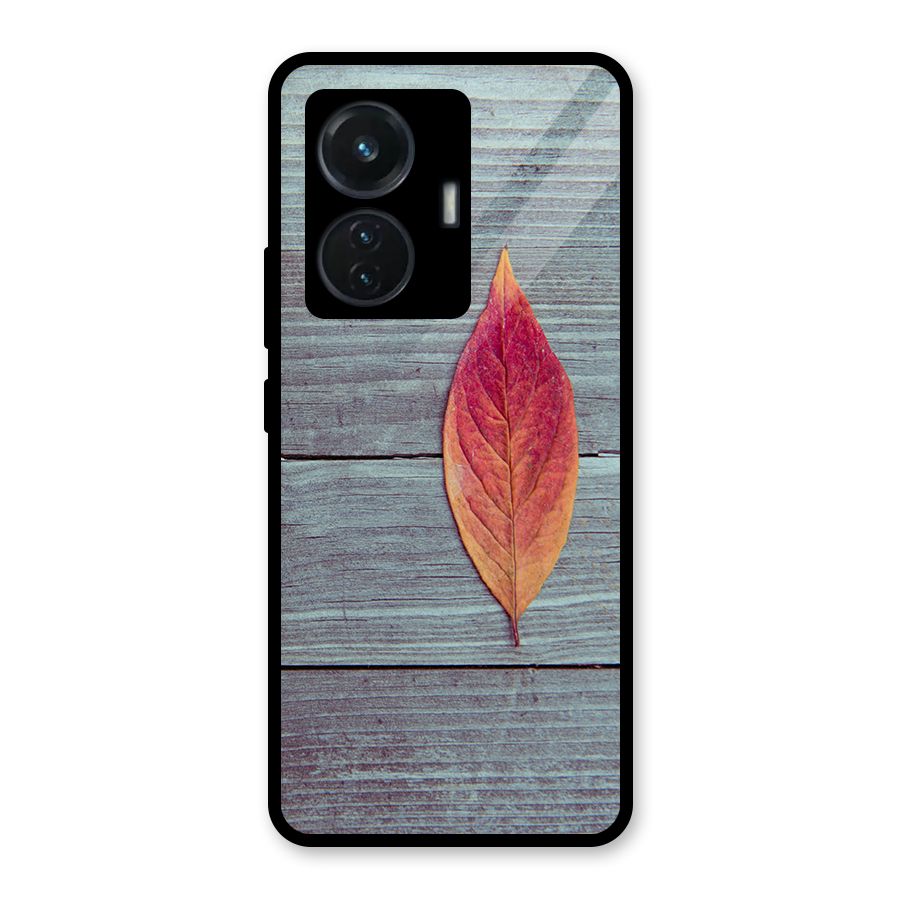 Classic Wood Leaf Glass Back Case for iQOO Z6 44W