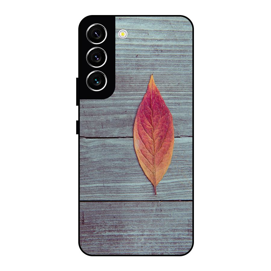 Classic Wood Leaf Metal Back Case for Galaxy S22 5G
