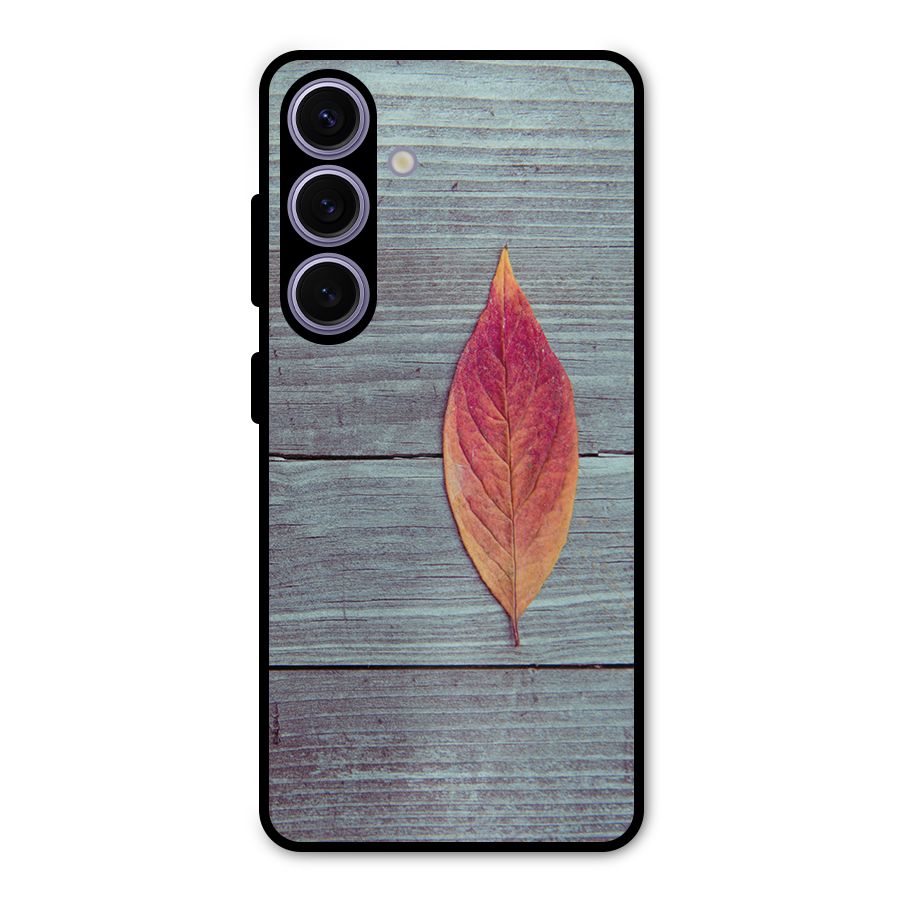 Classic Wood Leaf Metal Back Case for Galaxy S24