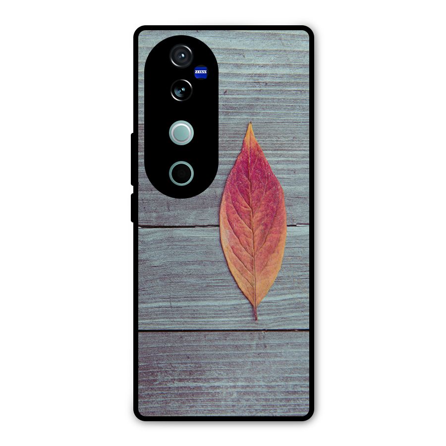 Classic Wood Leaf Metal Back Case for Vivo V40