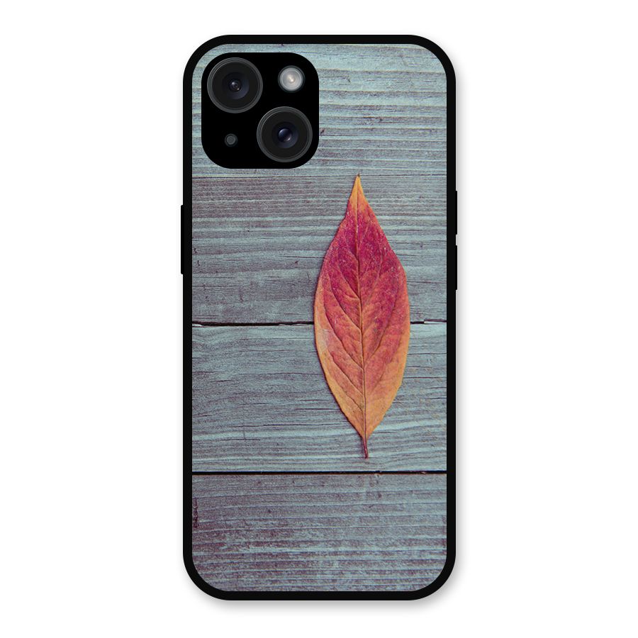 Classic Wood Leaf Metal Back Case for iPhone 15