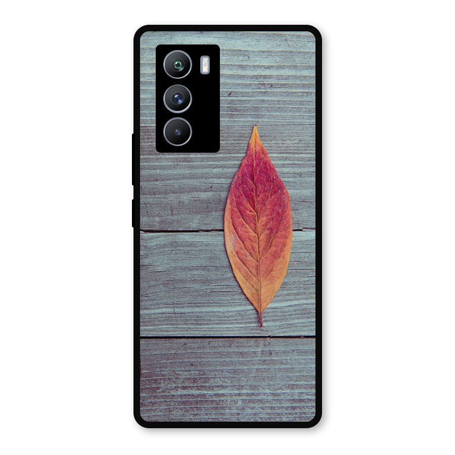 Classic Wood Leaf Metal Back Case for iQOO 9 SE