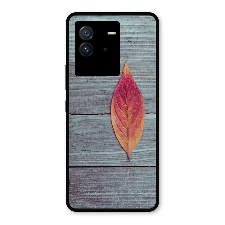 Classic Wood Leaf Metal Back Case for iQOO Neo 6 5G