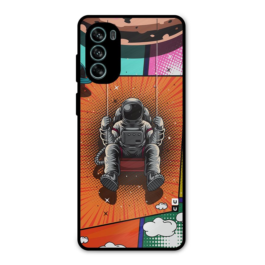 Cool Astraunaut Comic Swing Metal Back Case for Moto G62