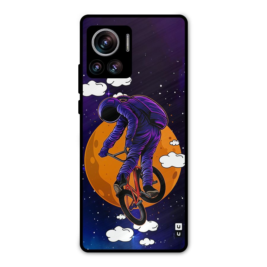 Cool Astro Cyclist Metal Back Case for Motorola Edge 30 Ultra