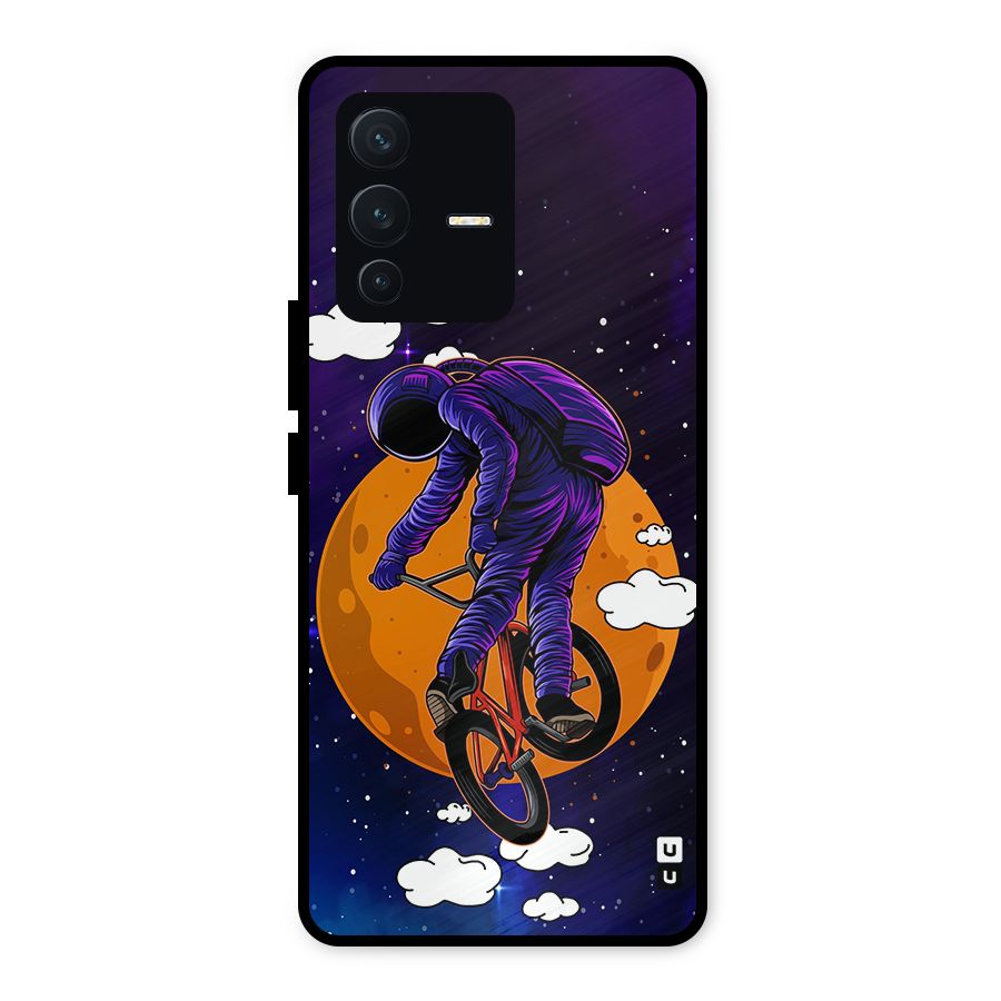 Cool Astro Cyclist Metal Back Case for Vivo V23 5G