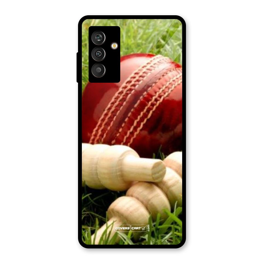 Cricket Ball and Stumps Glass Back Case for Galaxy M13