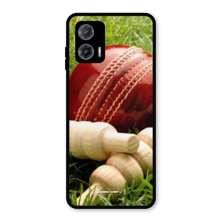 Cricket Ball and Stumps Metal Back Case for Moto G73