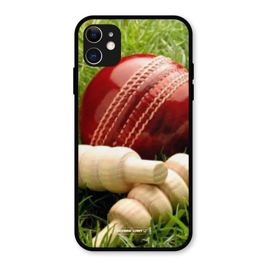 Cricket Ball and Stumps Metal Back Case for iPhone 11