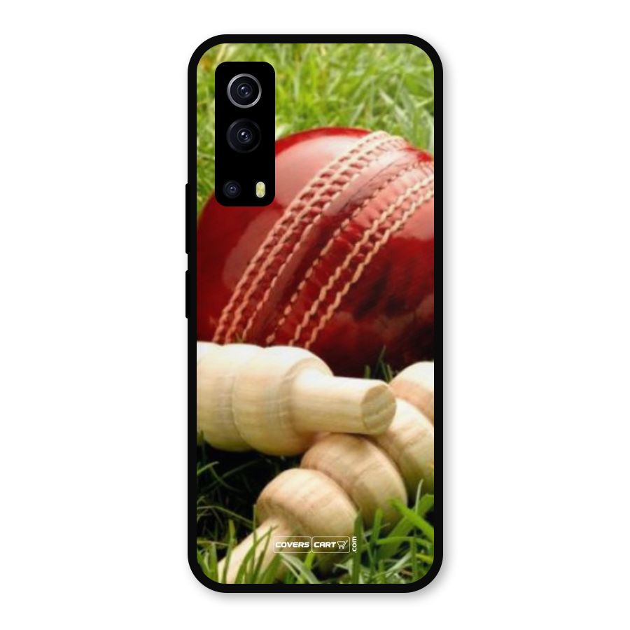 Cricket Ball and Stumps Metal Back Case for iQOO Z3