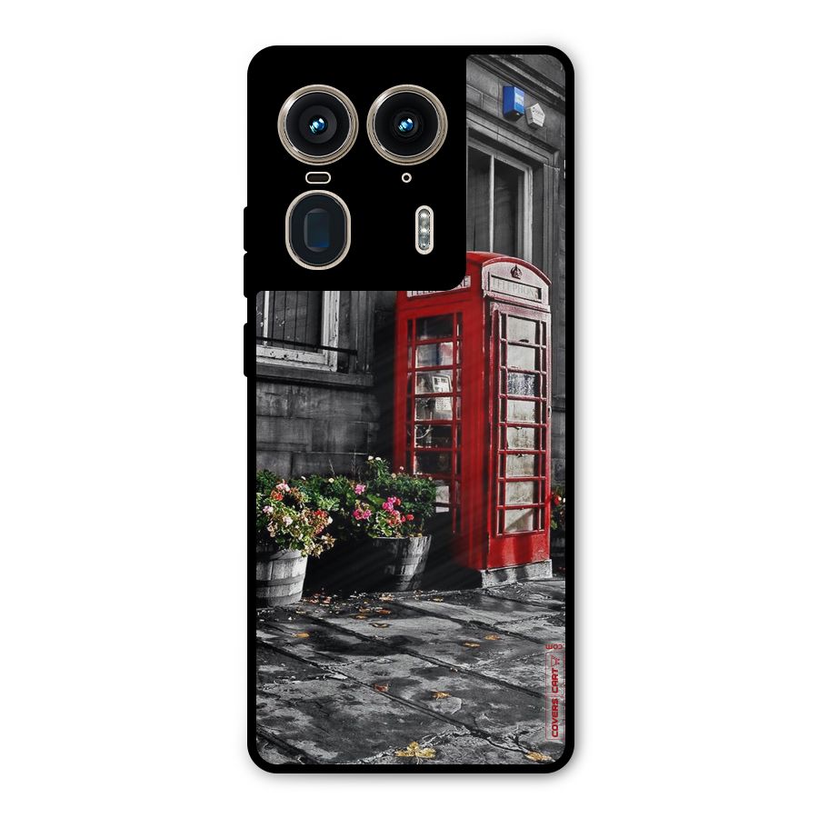 Flower And Booth Metal Back Case for Motorola Edge 50 Ultra