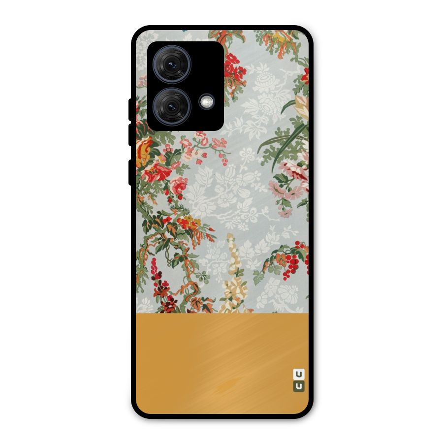 Golden Stripe on Floral Metal Back Case for Moto G84