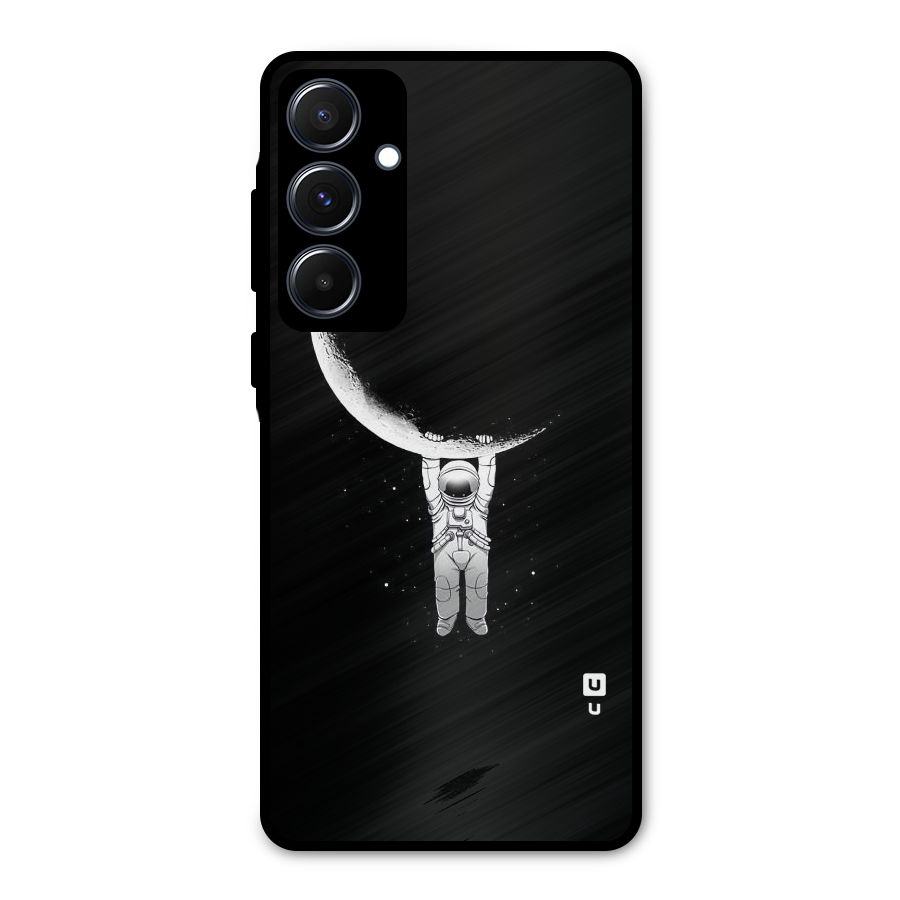 Hanging Astronaut Metal Back Case for Galaxy A55