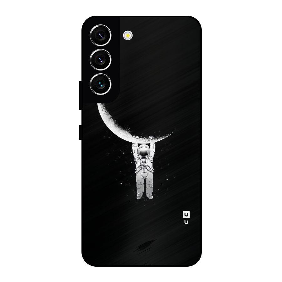 Hanging Astronaut Metal Back Case for Galaxy S22 5G