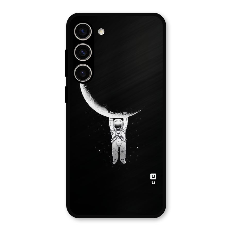 Hanging Astronaut Metal Back Case for Galaxy S23 Plus