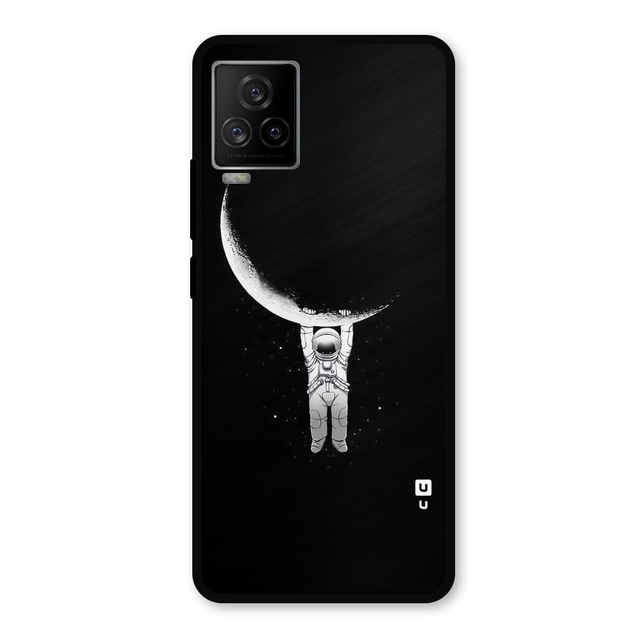 Hanging Astronaut Metal Back Case for iQOO 7 Legend 5G