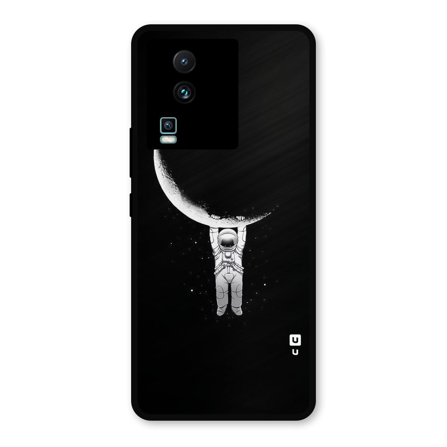 Hanging Astronaut Metal Back Case for iQOO Neo 7 Pro