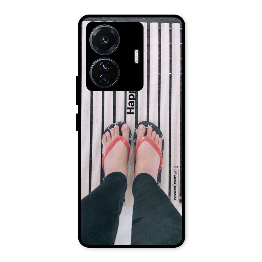 Happy Feet Metal Back Case for iQOO Z6