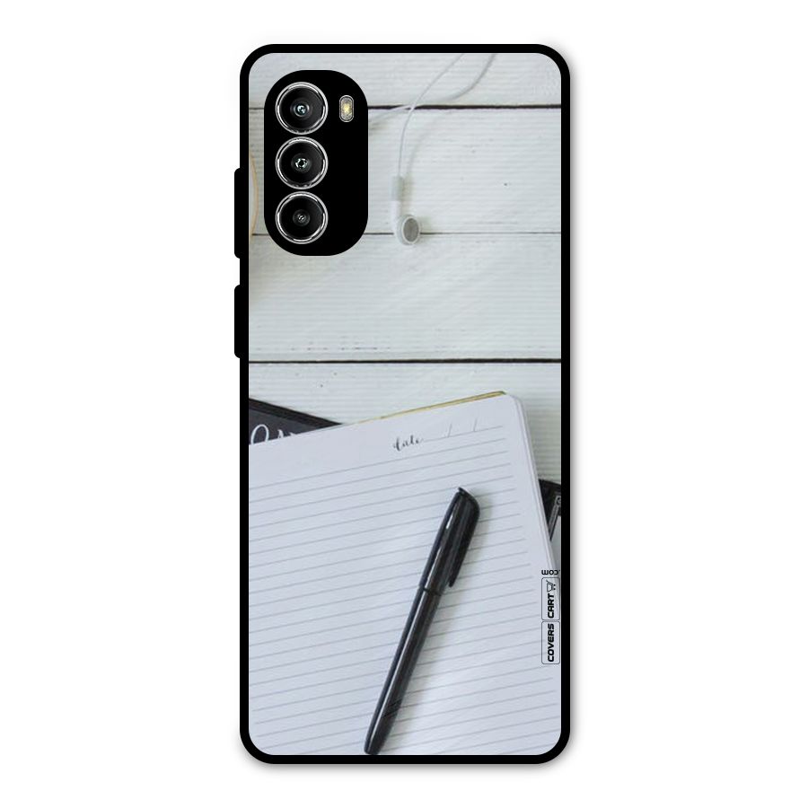 Headphones Notes Metal Back Case for Moto G52