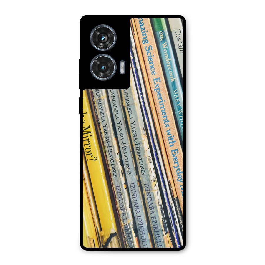 In Love with Books Metal Back Case for Motorola G96