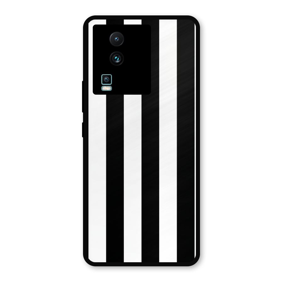 Lavish Black Stripes Metal Back Case for iQOO Neo 7