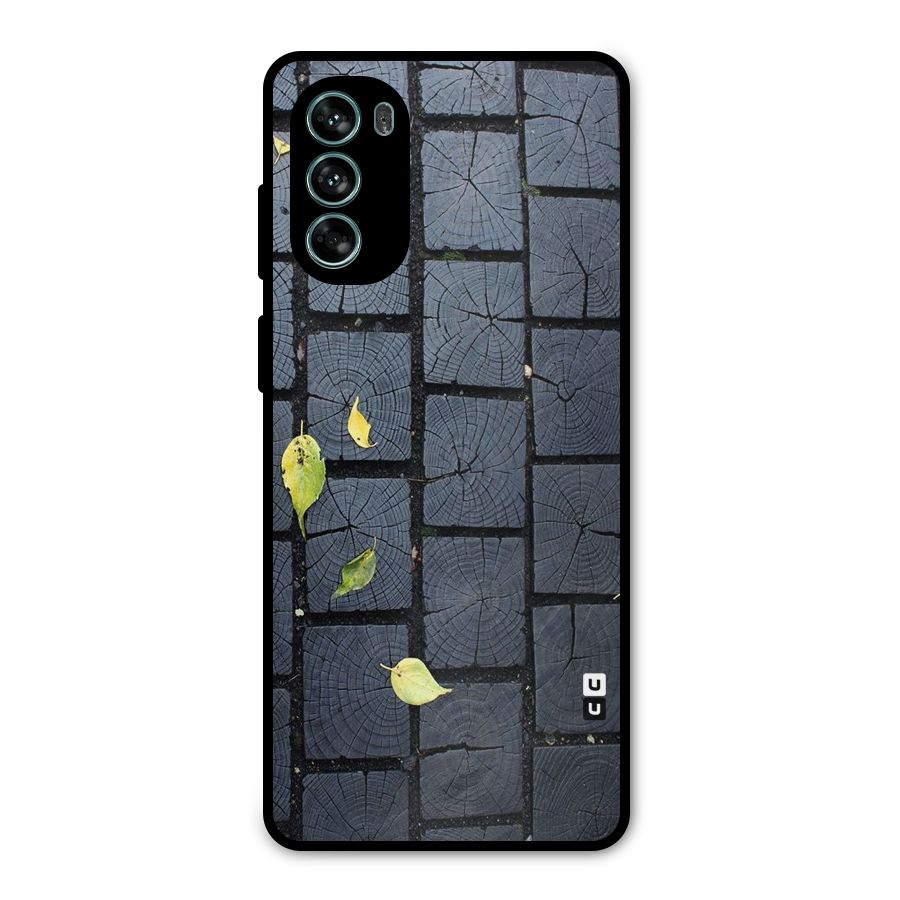 Leaf On Floor Metal Back Case for Moto G62