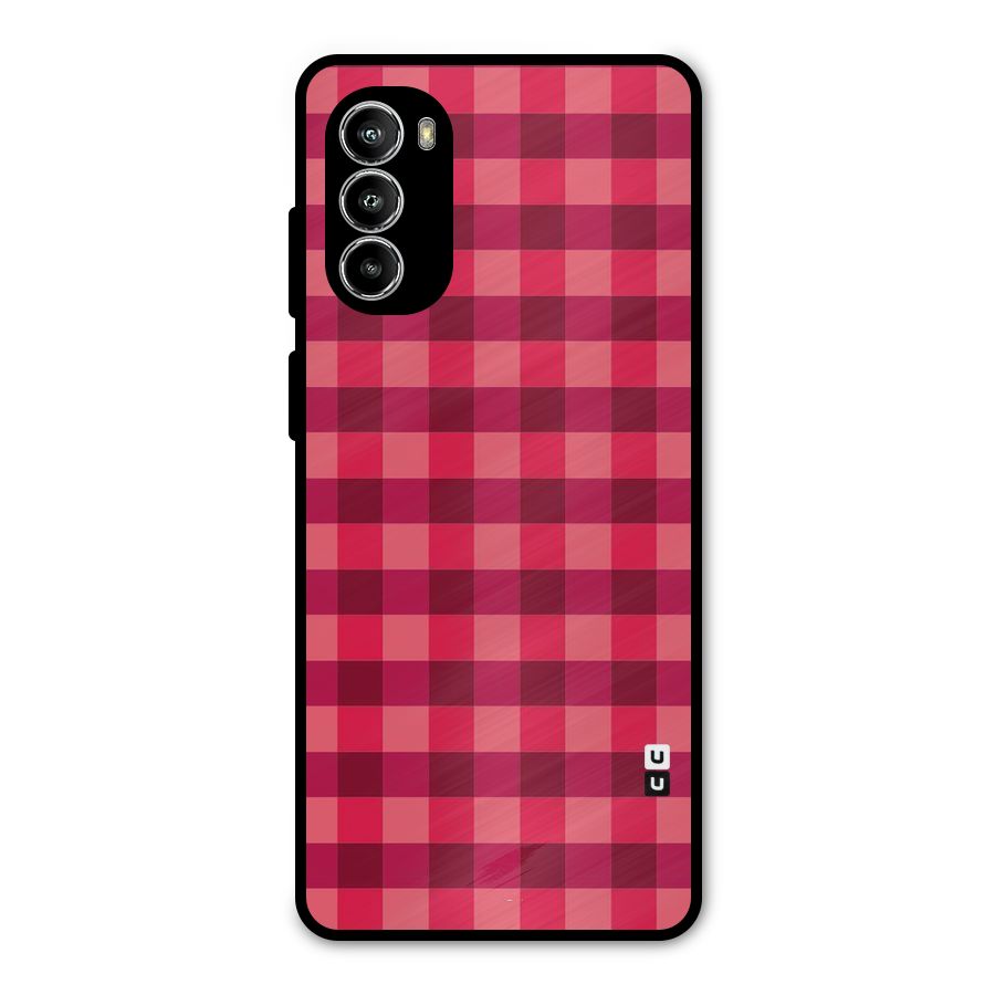 Love Checks Metal Back Case for Moto G52